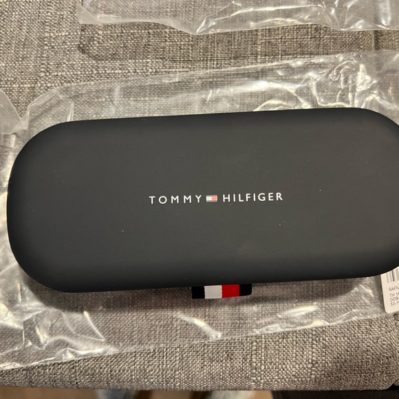 Tommy Hilfiger Gold Metal Square Eyeglasses - Picture 5 of 6